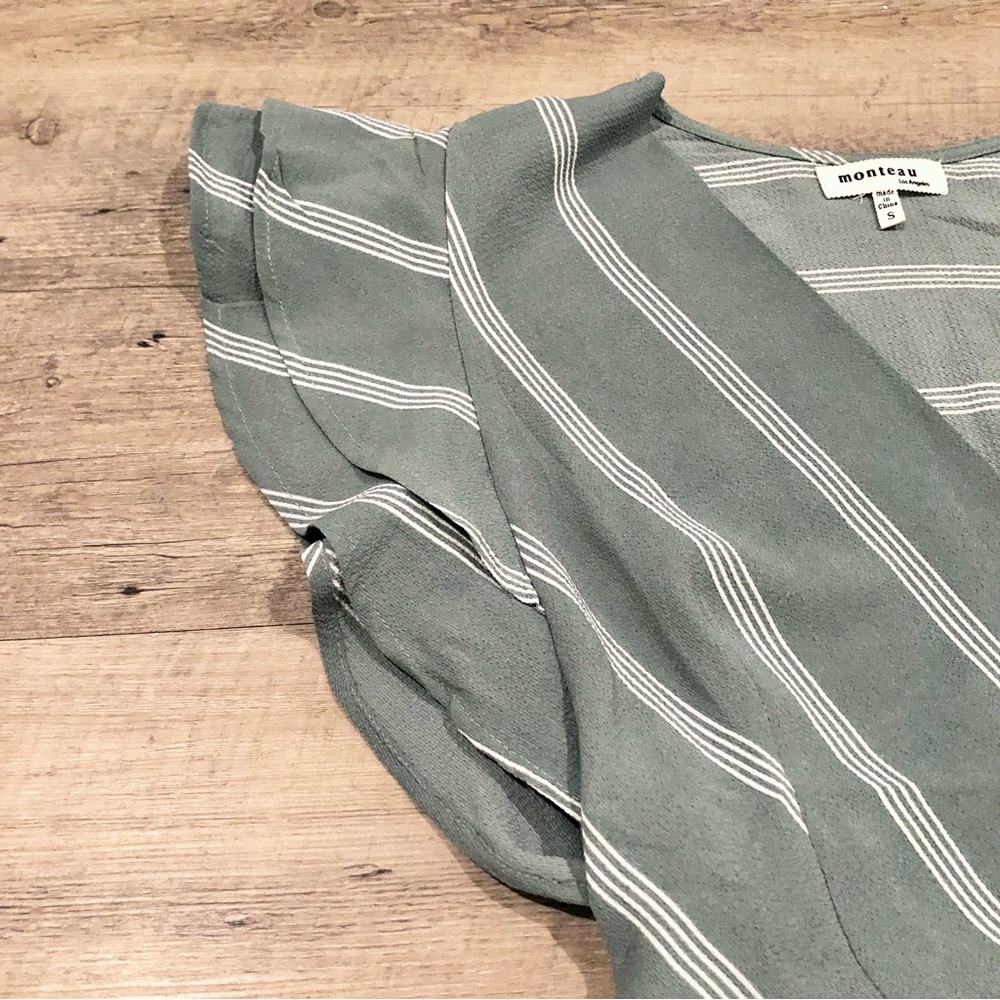 Flutter Sleeve Faux Wrap Top With Flounce Bottom … - image 4